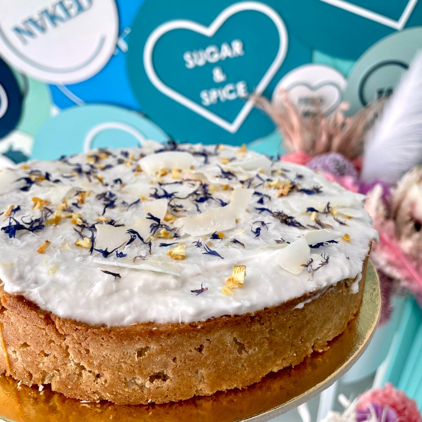 Keto Lemon & Coconut Cake