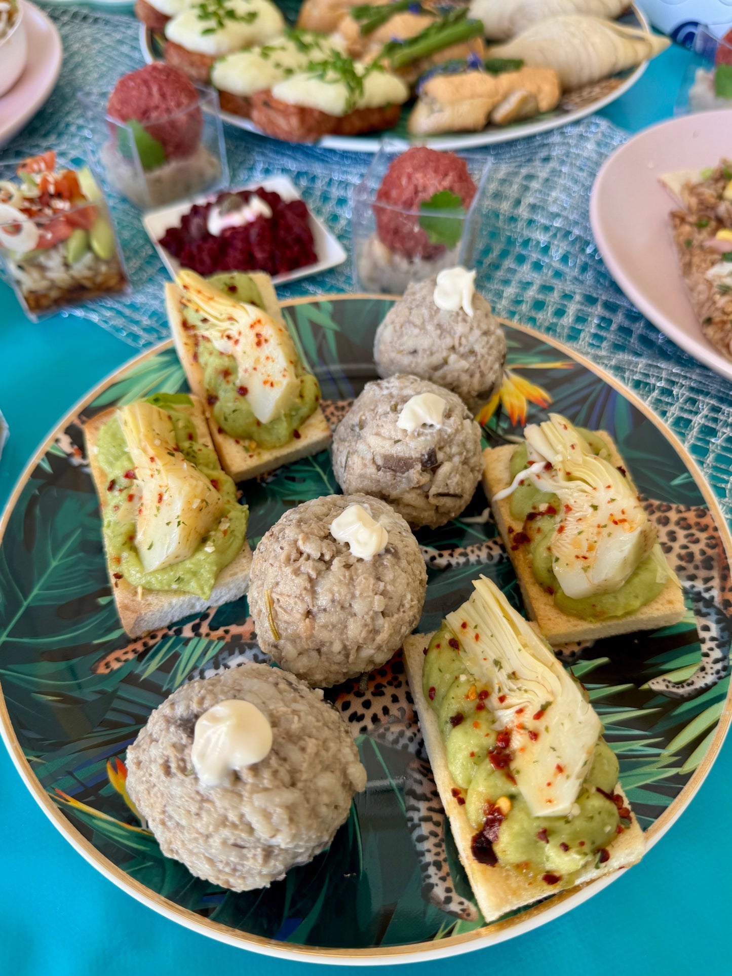 Vegan/Gluten Free 10-Item Party Food Pack